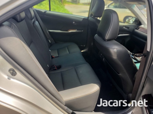 Toyota Camry 2,0L 2016-3