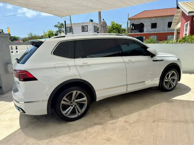 Volkswagen Tiguan 2,0L 2023, Saint Catherine - 7