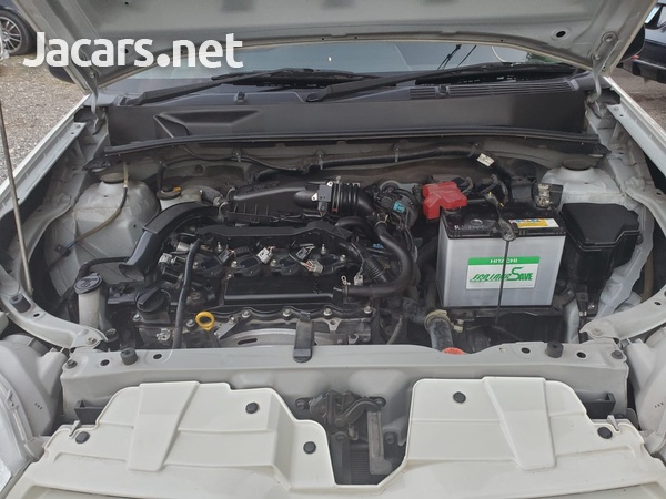 Toyota Probox 1,3L 2016-8