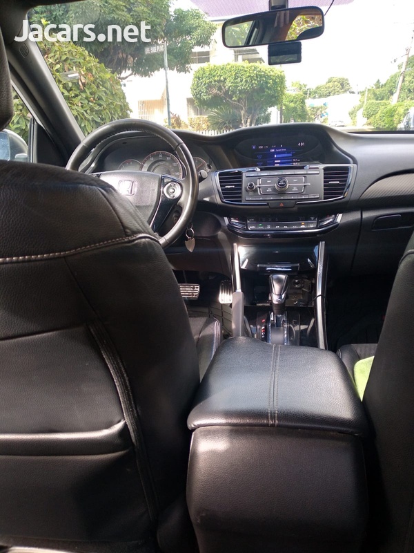 Honda Accord 2,4L 2016-7