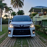 Toyota Voxy 2,0L 2017 Toyota Voxy 2,0L 2017