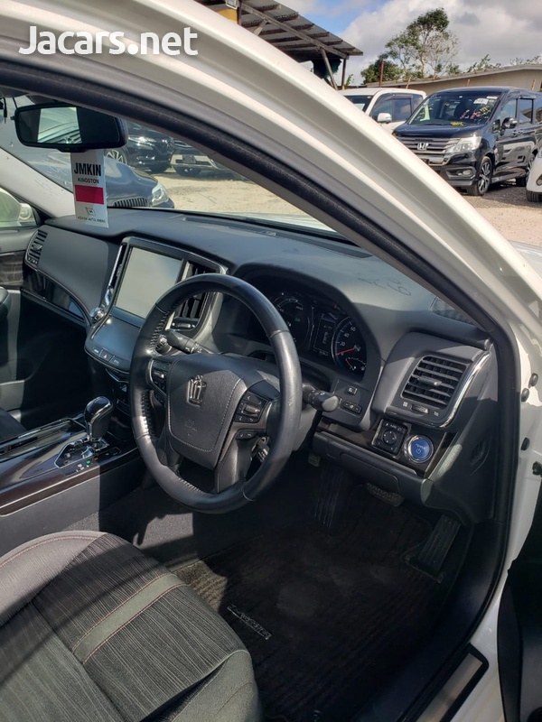 Toyota Crown 3,5L 2016-3