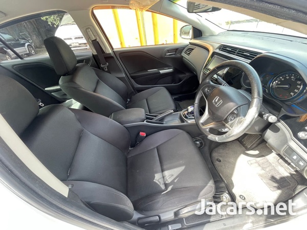 Honda Grace 1,5L 2016-8