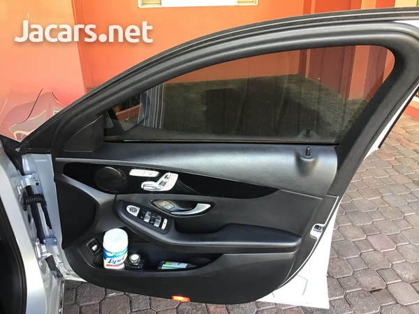 Mercedes-Benz C-Class 2,0L 2017-15