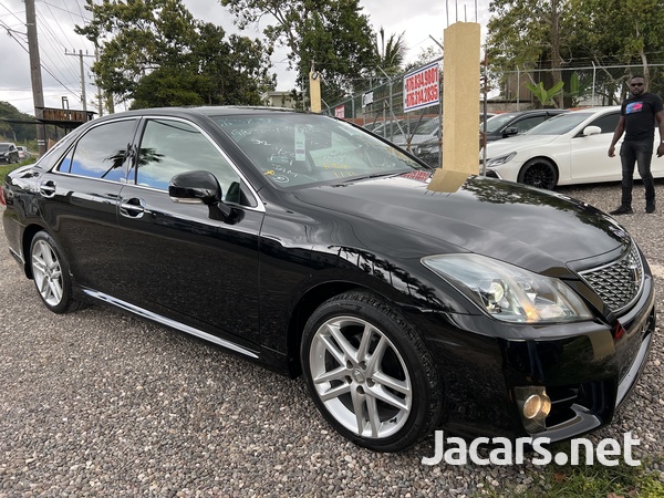 Toyota Crown 2,5L 2012-3