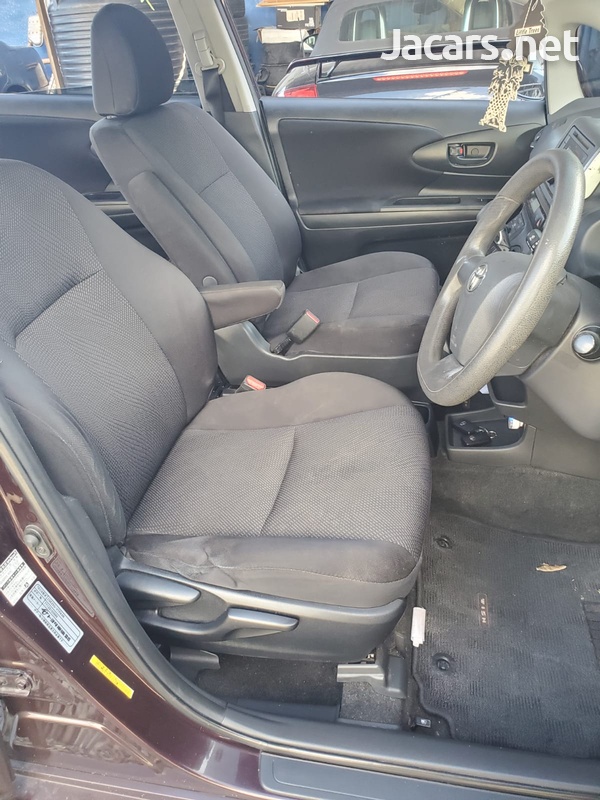 Toyota Wish 1,8L 2013-4