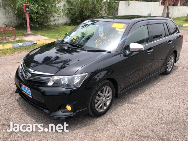 Toyota Fielder 1,8L 2013-7