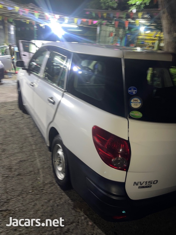 Nissan AD Wagon 1,5L 2017-15