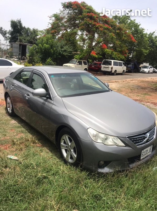 Toyota Mark X 2,5L 2012-4