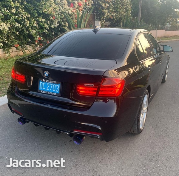 BMW 3-Series 3,0L 2013-3
