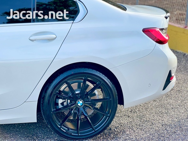 BMW 3-Series 2,0L 2021-12