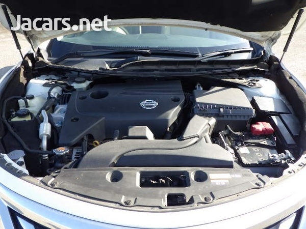 Nissan Teana 2,5L 2017-7
