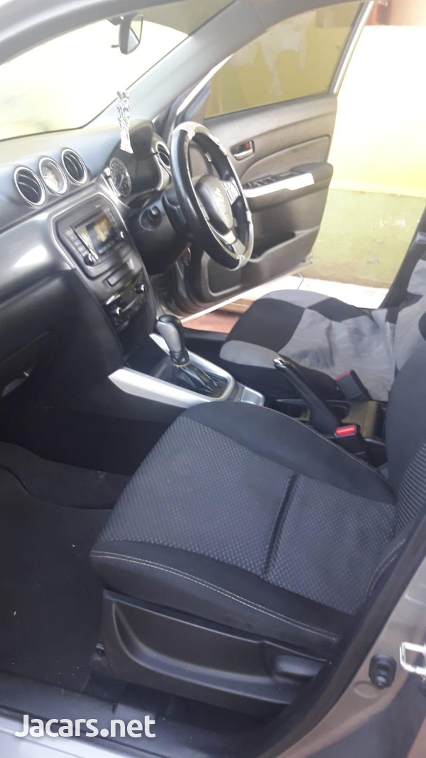 Suzuki Vitara 1,6L 2017-6