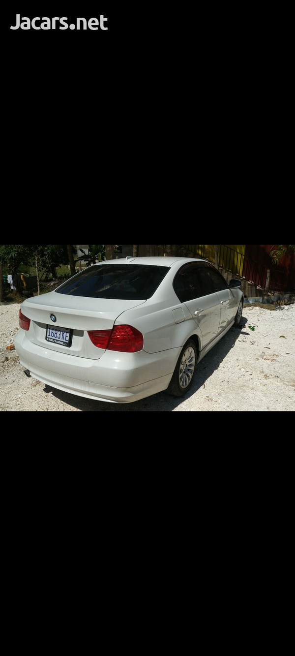 BMW 3-Series 2,0L 2009-8