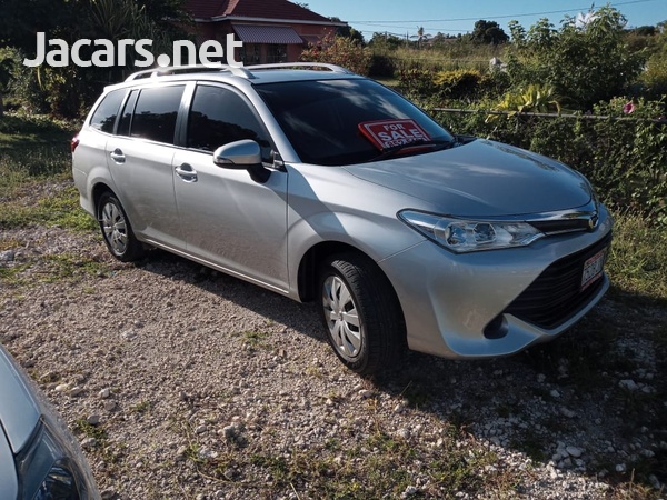 Toyota Fielder 1,5L 2016-3