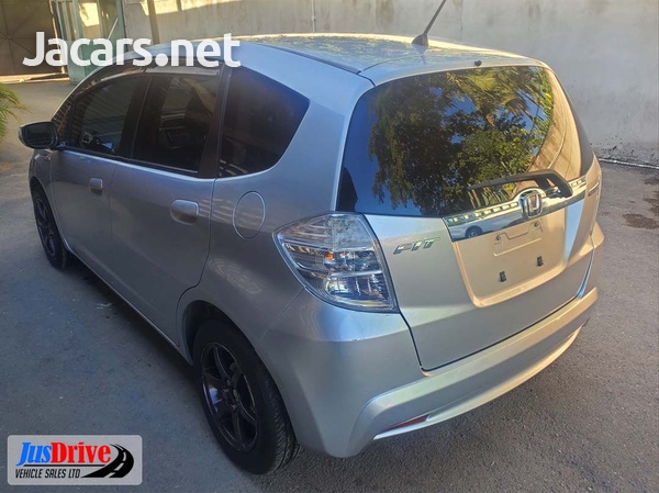 Honda Fit 1,3L 2013-4