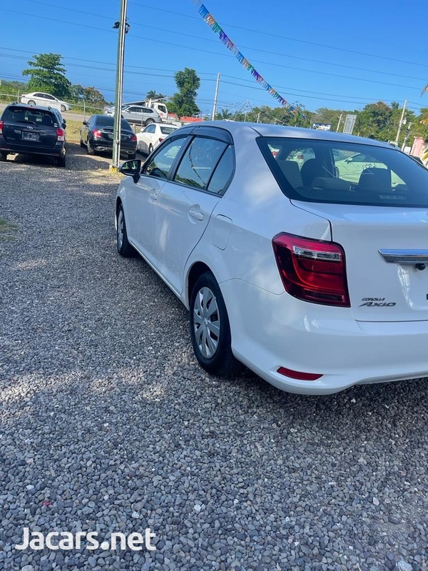 Toyota Axio 1,5L 2017-4