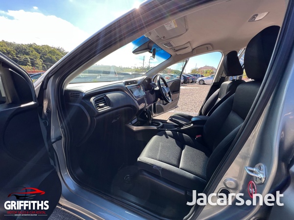 Honda Grace 1,5L 2016-11