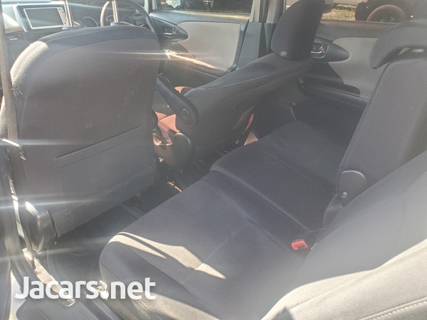 Toyota Wish 1,7L 2010-7