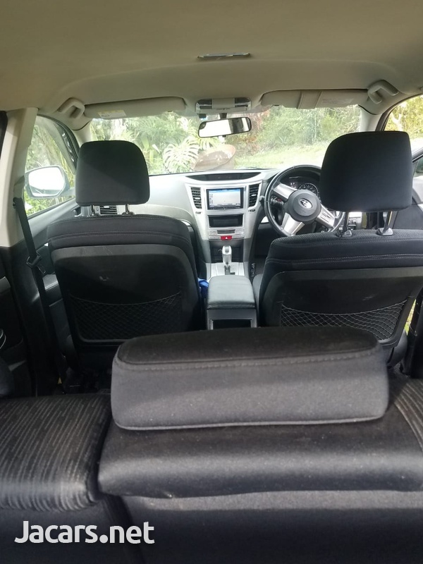 Subaru Legacy 2,5L 2012-5
