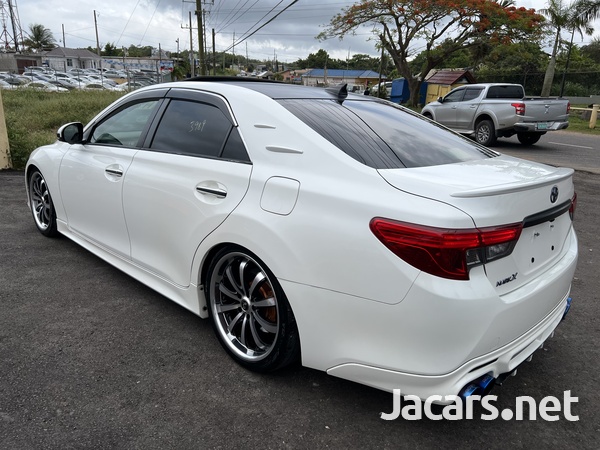 Toyota Mark X 2,5L 2013-6
