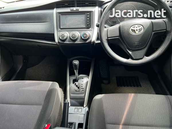 Toyota Fielder 1,5L 2015-7