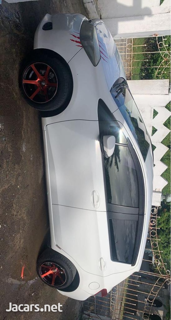 Toyota Vitz 1,3L 2012-3