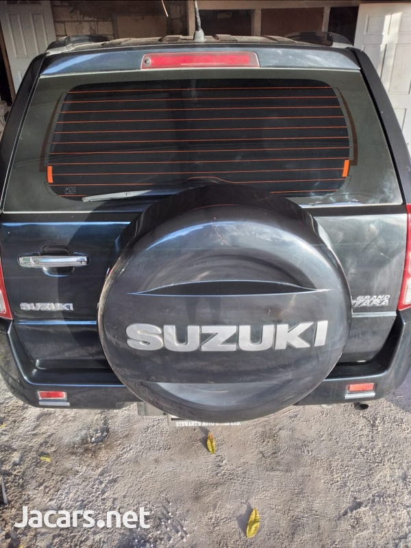 Suzuki Vitara 2,4L 2012-6