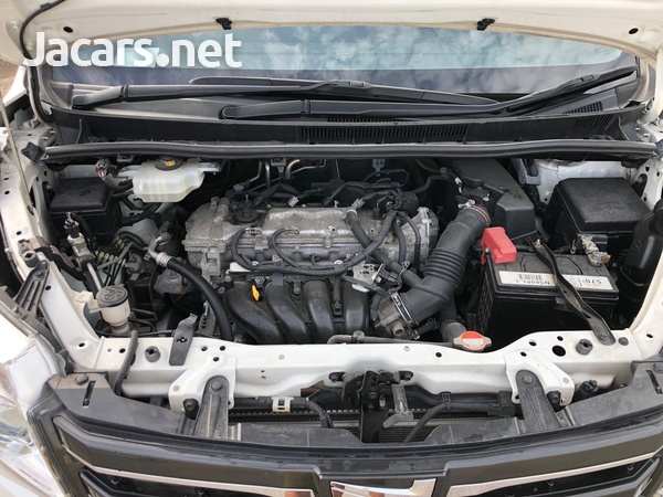Toyota Noah 2,0L 2016-6