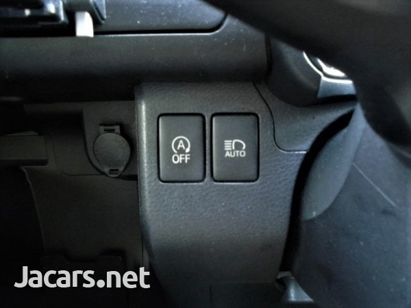 Toyota Succeed 1,5L 2016-10