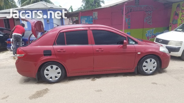 Nissan Tiida 1,6L 2011-10