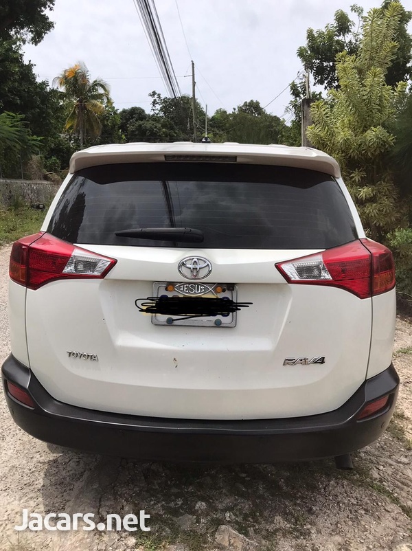 Toyota RAV4 2,0L 2015-4