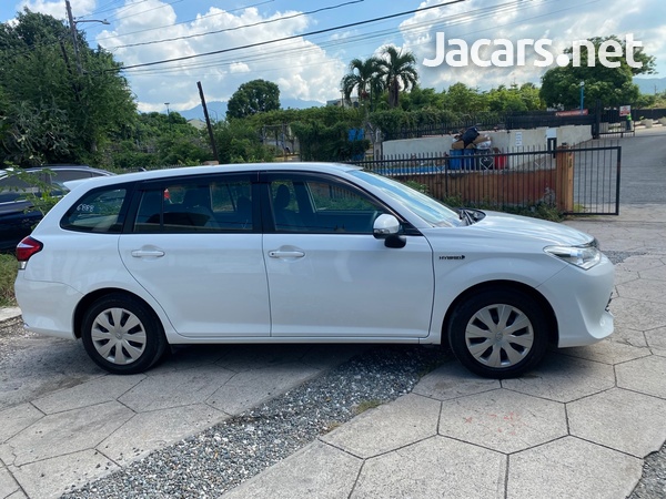 Toyota Fielder 1,5L 2017-3