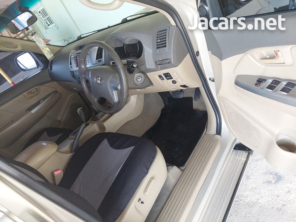 Toyota Hilux 3,0L 2013-4