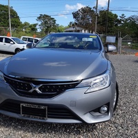 Toyota Mark X 2,5L 2013 Toyota Mark X 2,5L 2013