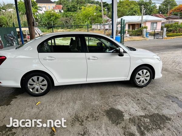 Toyota Axio 1,5L 2017-6