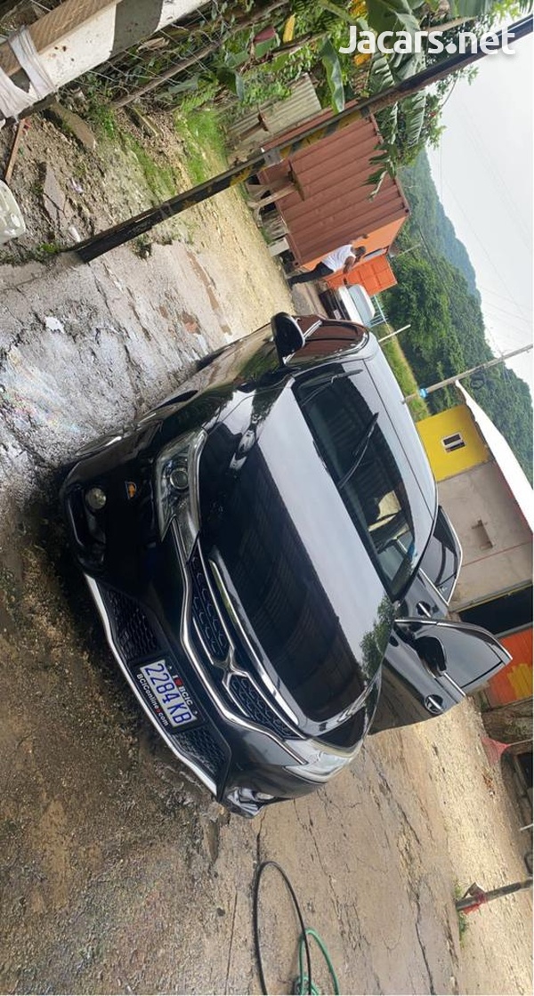 Toyota Mark X 2,5L 2015-7