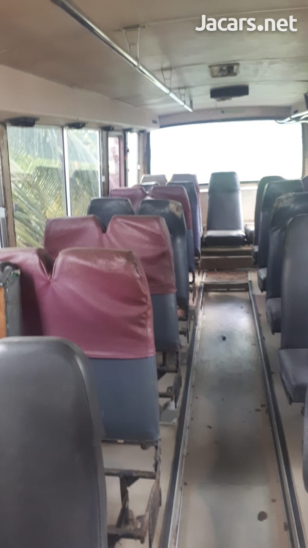 1995 38 Seater Hino Coach Bus - Scrapped-5