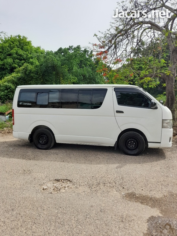 Toyota Hiace 2,0L 2012-3