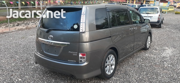 Toyota Isis 1,8L 2011-2