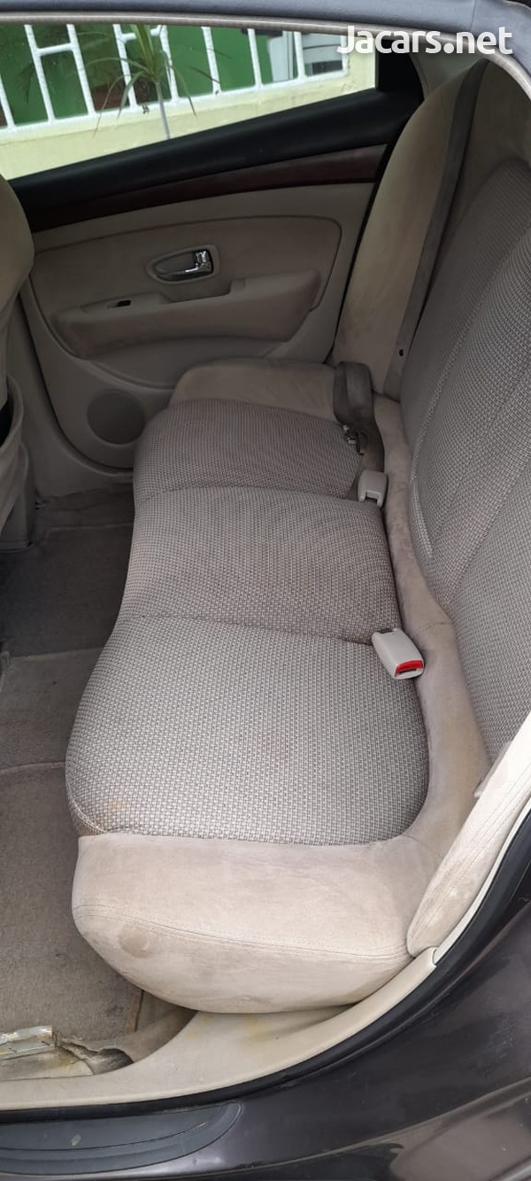 Nissan Bluebird 1,5L 2007-8
