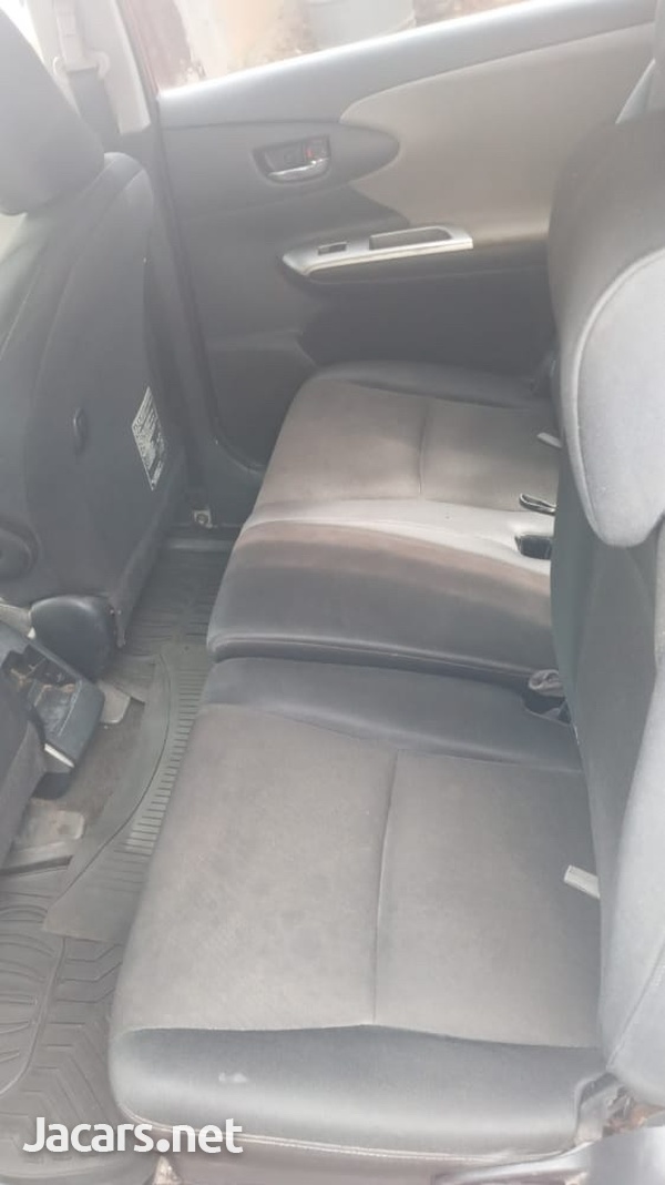 Toyota Wish 1,8L 2010-2
