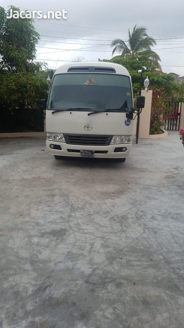 2012 Turbo Diesel Coaster Bus-3