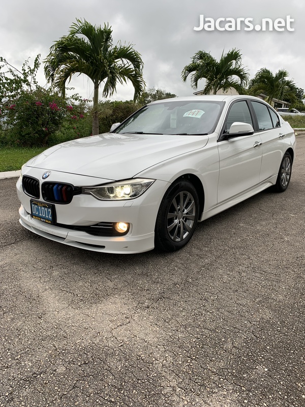 BMW 3-Series 2,0L 2012-5