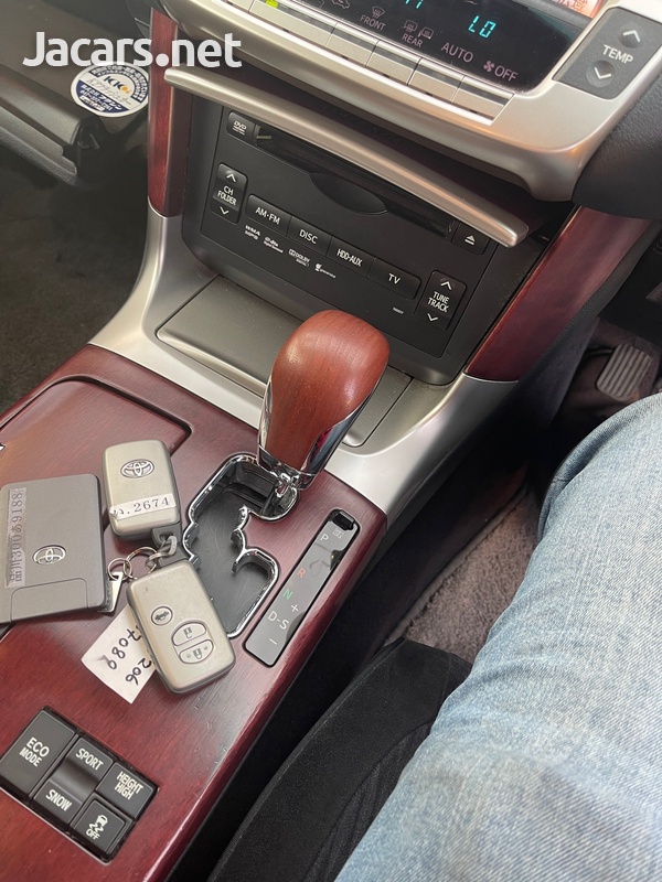 Toyota Crown 3,5L 2012-7