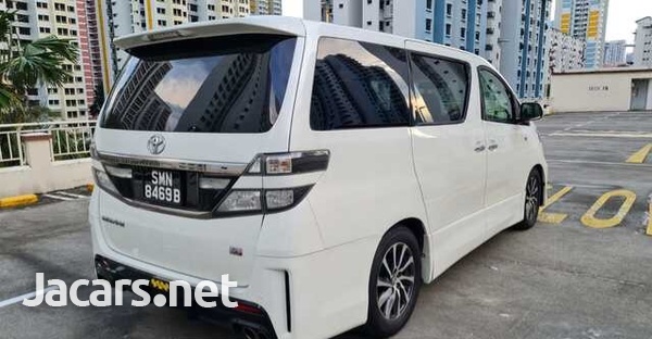 Toyota Vellfire 2,3L 2014-4