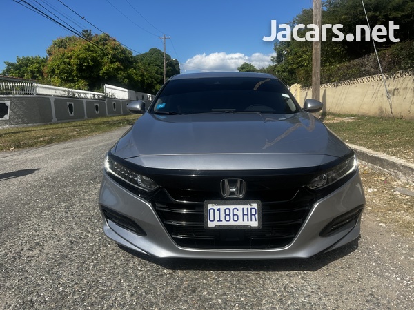 Honda Accord 2,0L 2019-1