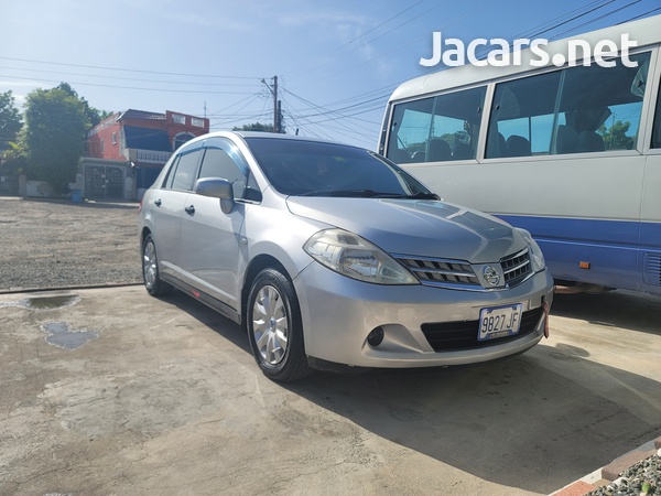 Nissan Tiida 1,5L 2010-7