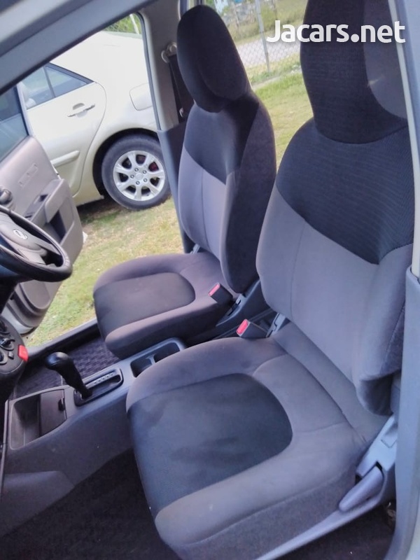 Nissan AD Wagon 1,5L 2014-9