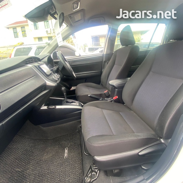 Toyota Fielder 1,5L 2016-6